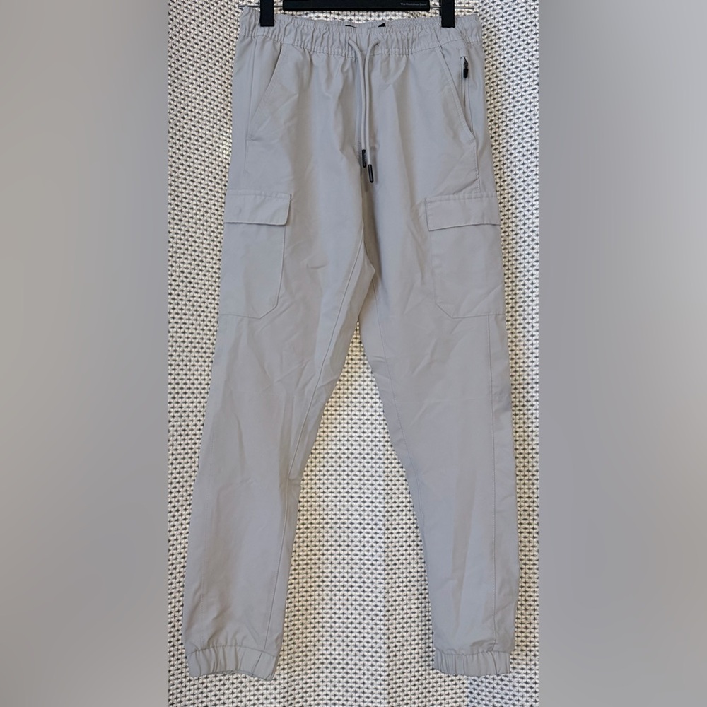 LIKE NEW!! Tahari Women’s Tan Cargo Jogger Pants Hiking size S